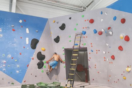 Ouverture de voies d'escalade sur bloc et SAE